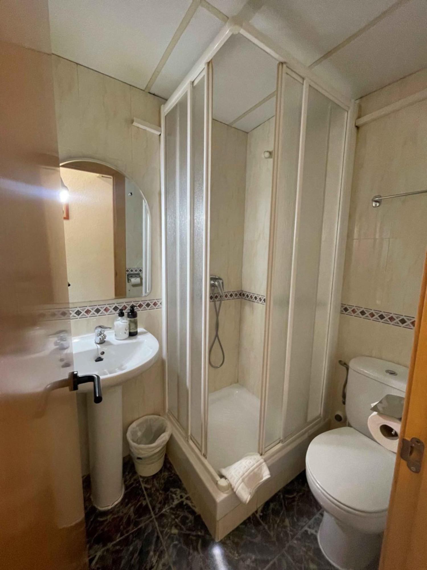 סרגוסה Hostal Cumbre מראה חיצוני תמונה