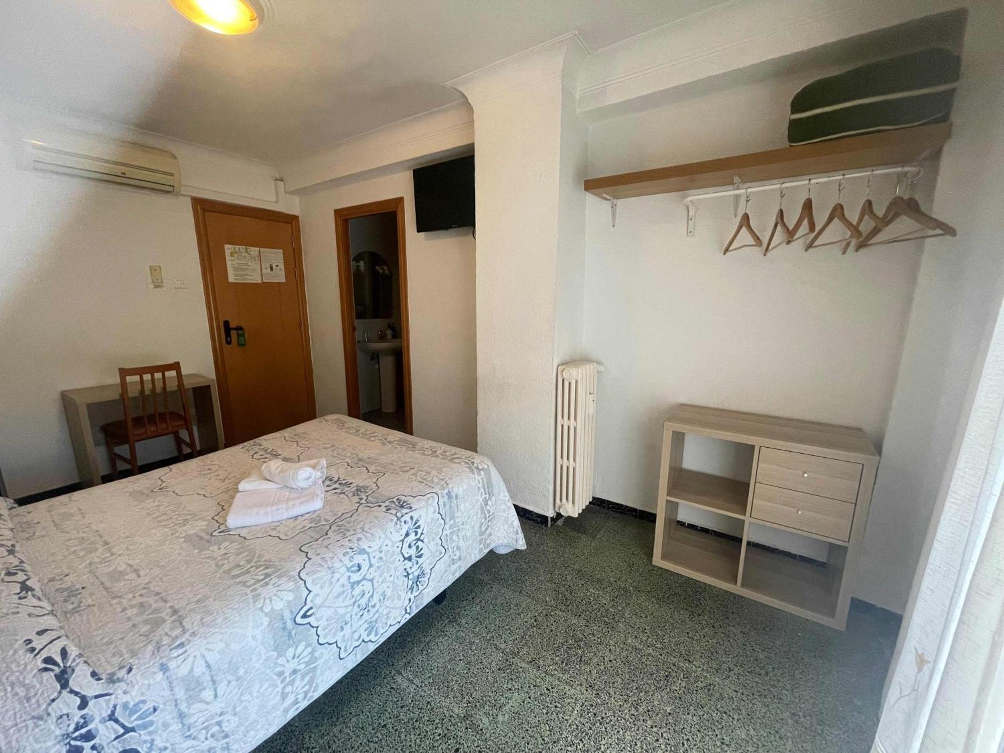 סרגוסה Hostal Cumbre מראה חיצוני תמונה