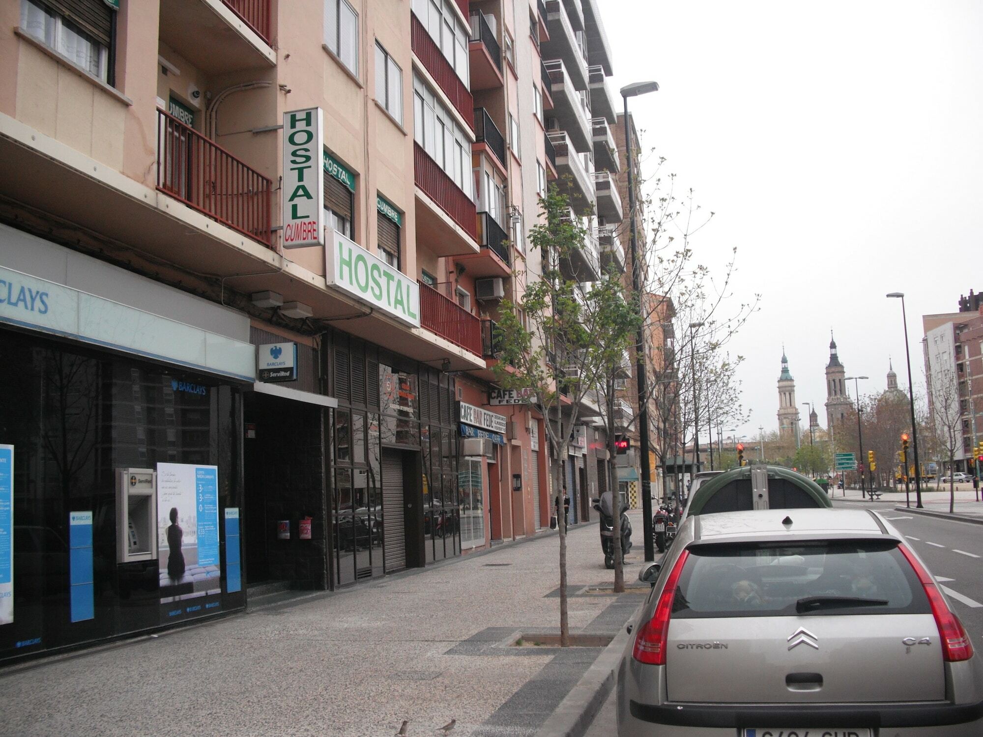 סרגוסה Hostal Cumbre מראה חיצוני תמונה
